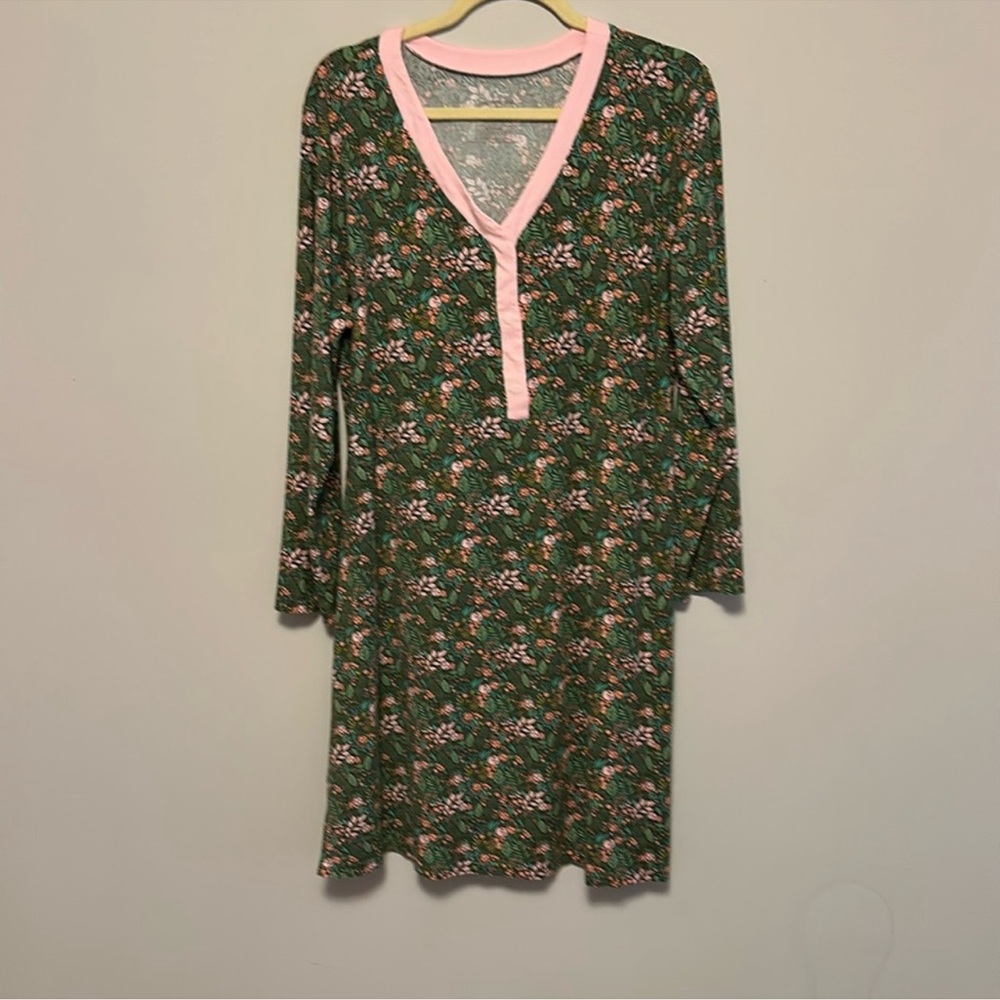 Magnetic Me gown